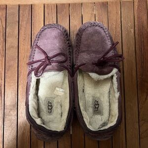 Women’s slippers